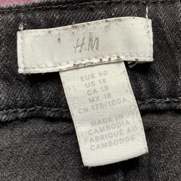 HM black jeans 18 - Picture 4 of 5